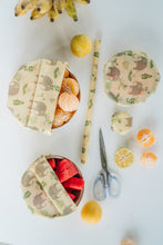 Load image into Gallery viewer, Superbee: Wrap Roll (NEW)