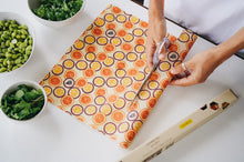 Load image into Gallery viewer, Superbee: Wrap Roll (NEW)