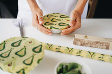 Load image into Gallery viewer, Superbee: Wrap Roll (NEW)