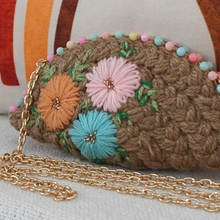 Load image into Gallery viewer, Dhaaga Life: Mini Half Moon (with sling chain)