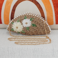 Load image into Gallery viewer, Dhaaga Life: Mini Half Moon (with sling chain)