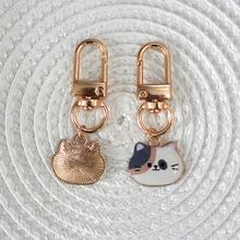Load image into Gallery viewer, Livconsciously: Cat Keychains