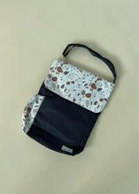 Load image into Gallery viewer, Mori: Utility 4-Way Washable Bag (V1: 14 Inch Size)