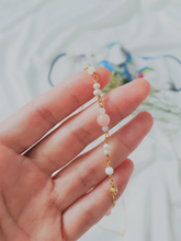 Load image into Gallery viewer, The Clay Day: Adria Mask Chain