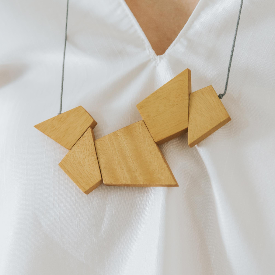 WoonHung: Oblong Adjustable Necklace