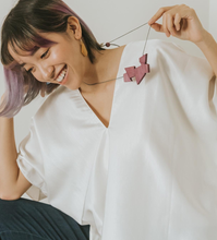 Load image into Gallery viewer, WoonHung: Oblong Adjustable Necklace