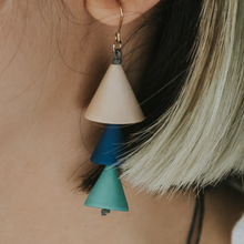 Load image into Gallery viewer, WoonHung: Vera Earrings