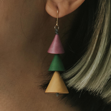 Load image into Gallery viewer, WoonHung: Vera Earrings