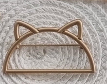 Load image into Gallery viewer, Livconsciously: Cat Brooch

