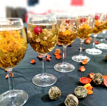 Load image into Gallery viewer, Petale Tea: Petite Assorted Blooming Tea (New Flavours)

